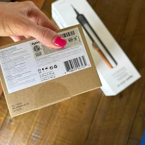 Dyson AirStrait Hair Tool - Metallic Silver and Vibrant Orange - Picture 2 of 3